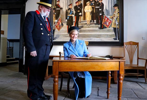Bilder des Jahres 2019, Entertainment 12 Dezember Entertainment Bilder des Tages . 13 12 2019. Sandhurst, United Kingdom. Sophie, Countess of Wessex at The Sovereign s Parade at the Royal Military Academy, Sandhurst, United Kingdom.  xPoolx xi-Imagesx IIM-20569-0023
