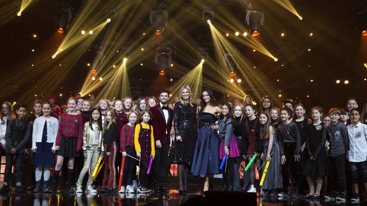 Entertainment Themen der Woche KW51 Entertainment Bilder des Tages 18-12-2019 Queen Máxima, as honorary chairman of the More Music in Classroom platform (platform Méér Muziek in de Klas), during the recordings of the Christmas Music Gala 2019 in de IJsselhallen in Zwolle. The gala contains performances by the Greatest School Band of the Netherlands with children from all provinces.  Copyright: xPPEx