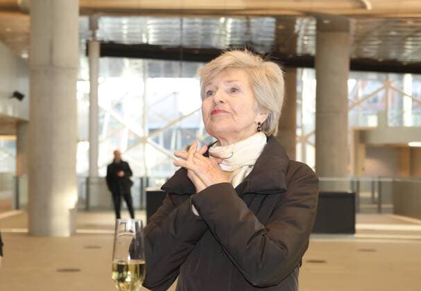 19.12.2019, Berlin Kreuzberg. Neubau Axel Springer, Schlüsselübergabe. Foto: Friede Springer. *** 19 12 2019, Berlin Kreuzberg New building Axel Springer, handing over of keys Photo Friede Springer