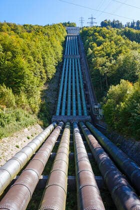 IMAGO Nature: Unsere Erde, Energiequellen, Wasserkraft Germany, Bavaria, Kochel am See, Pipeline of Walchensee Power Plant  SIEF09158