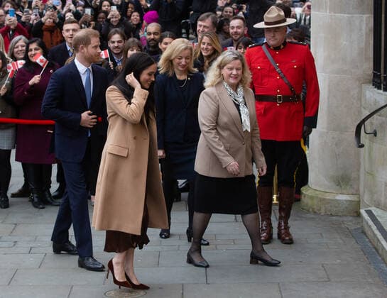 . 07 01 2020. London, United Kingdom. The Duke and Duchess of Sussex visit Canada House to meet with HE. MS. Janette Charette, High Commissioner, as well as the staff to thank them for the warm Canadian hospitality and support they received durung their recent stay in Canada. The Duke and Duchess of Sussex visit Canada House. London.  xMarkxThomasx xi-Imagesx IIM-20610-0011