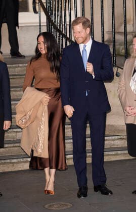 PAP01202304 On their first official engagement in the new year, Prince Harry, Duke of Sussex and Meghan, Duchess of Sussex, visit Canada House in London. Their Royal Highnesses wanted to meet with HE. Ms. Janice Charette, High Commissioner in Canada to the UK as well as staff to thank them for the warm Canadian hospitality and support they received during their recent stay inn Canada. After their meeting the royal couple visit the Canada Gallery to view a special exhibition by Indigenous Canadian artist, Skawennati. Pictured: Prince Harry, Duke of Sussex, Meghan, Duchess of Sussex 249541 2020-01-07 London Markle, Meghan (Duchesse de Sussex)  Copyright: xPapixsx xStarfacex STAR_249541_007