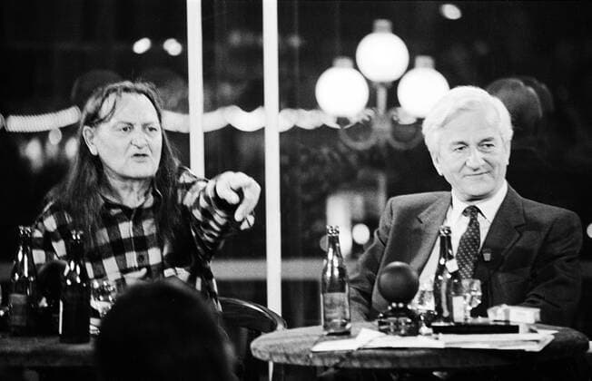 Wolfgang Neuss und Richard von Weizsäcker in der Talkshow Leute Wolfgang Neuss und Richard von Weizsäcker Talkshow Leute Cafe Kranzler Fernsehen TV schwarz-weiss schwarz-weiß schwarzweiss nocolor Schauspieler CDU Berlin Berlin Deutschland Germany *** Wolfgang Neuss and Richard von Weizsäcker in the talk show People Wolfgang Neuss and Richard von Weizsäcker talk show People Cafe Kranzler television TV black white black white black and white nocolor actor CDU Berlin Berlin Germany Germany Copyright: xAchimxDuwentäster teamworkx