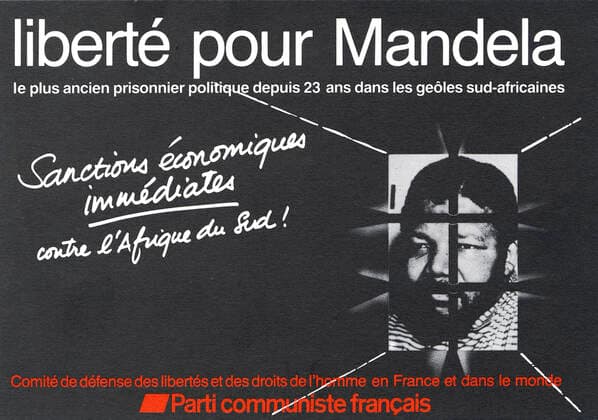 IMAGO History, Ende der Apartheid in Südafrika: 1990-1994 MANDELA Nelson Liberte pour Mandela, le plus ancien prisonnier politique depuis 23 ans dans les geoles sud-africaines. Sanctions economiques immediates contre l Afrique du Sud . Carte postale de 1987 editee par le PCF. Credit : IM KHARBINE-TAPABOR.
