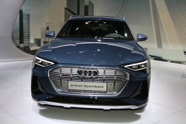 Audi e-tron Sportback (Elekroauto, SUV Geländewagen), Europapremiere, 98. European Motor Show Brussels, Salon Auto Moto Mobility, 10.-19.01.2020, Pressetag 09.01.2020, Brüssel (Belgien), Autoausstellung, Messe, Brussels Expo (Heysel) *** Audi e tron Sportback electric car, SUV SUV, European premiere, 98 European Motor Show Brussels, Salon Auto Moto Mobility, 10 19 01 2020, Press Day 09 01 2020, Brussels Belgium, Motor Show, Trade Fair, Brussels Expo Heysel
