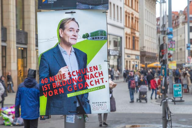 Am 2. Februar 2020 wird in Leipzig ein neuer Oberbürgermeister gewählt. Zur Wahl für den Posten im Neuen Rathaus stehen Burkhard Jung (SPD), Franziska Riekewald (LINKE), der sächsische Justizminister Sebastian Gemkow (CDU), Katharina Krefft (Grüne), Christoph Neumann (AfD), Marcus Viefeld (FDP) sowie eine Kandidatin der DIE PARTEI sowie Ute Gabelmann (Piraten). Hier die verschiedenen Wahlplakate in der Innenstadt von Leipzig.