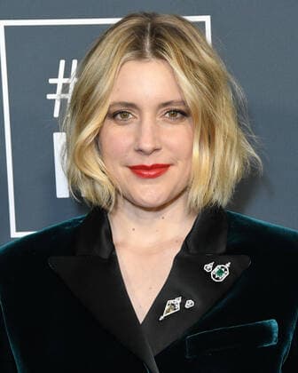 12 January 2020 - Santa Monica, California - Greta Gerwig. 25th Annual Critic s Choice Awards held at Barker Hangar. Photo Copyright: xBirdiexThompsonx