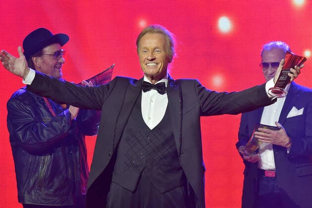 SMAGO AWARD zu 50 Jahre Hitparade Martin Mann, Christian Anders, Michael Holm Ankunft zur Preisverleihung SMAGO AWARD 2020 zu 50 Jahre Hitparade in Berlin am 12.01.2020