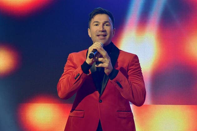 SMAGO AWARD zu 50 Jahre Hitparade Lucas Cordalis singt die Songs seines Vaters Costa zur Preisverleihung SMAGO AWARD 2020 zu 50 Jahre Hitparade in Berlin am 12.01.2020