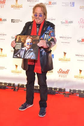 Entertainment Bilder des Tages SMAGO AWARD zu 50 Jahre Hitparade Frank Zander Ankunft zur Preisverleihung SMAGO AWARD 2020 zu 50 Jahre Hitparade in Berlin am 12.01.2020