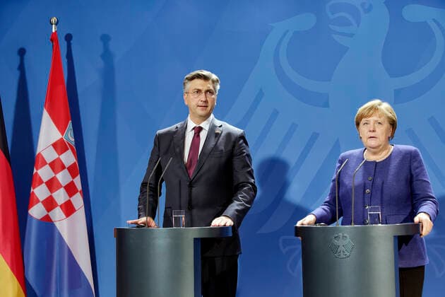 Angela Merkel + Andrej PlenkoviÄ‡ 2020-01-16, Berlin, Deutschland Gemeinsame Pressekonferenz von Bundeskanzlerin Angela Merkel (CDU) und dem kroatischen Ministerpräsidenten, Andrej PlenkoviÄ‡, im Kanzleramt.