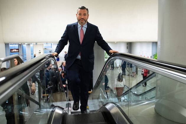 Sen. Ted Cruz, R-TX, walks to early proceedings in the impeachment trial of President Donald Trump in Washington, D.C. on Thursday, January 16, 2020.  WAP20200116942 KEVINxDIETSCH