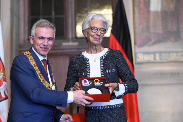 Bilder des Jahres 2020, News 01 Januar News Themen der Woche KW03 Römer, Neujahrsempfang 2020 16.01.2020 Frankfurt x1x Neujahrsempfang 2020 der Stadt Frankfurt im Rathaus Römer. Im Bild (l-r): Oberbürgermeister Peter Feldmann, EZB Präsidentin Christine Lagarde im Kaisersaal. Frankfurt Frankfurt Hessen Germany *** Römer, New Years Reception 2020 16 01 2020 Frankfurt x1x New Years Reception 2020 of the City of Frankfurt in the City Hall Römer In the picture l r Lord Mayor Peter Feldmann, ECB President Christine Lagarde in the Kaisersaal Frankfurt Frankfurt Hessen Germany