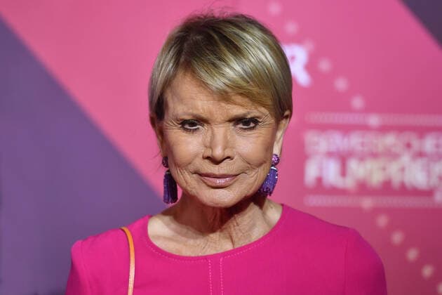 Uschi GLAS (Schauspielerin), Einzelbild,angeschnittenes Einzelmotiv,Portraet,Portrait,Porträt. 41.Bayerischer Filmpreis 2019-Red Carpet,Roter Teppich,am 17.01.2019 im Prinzregententheater in Muenchen.