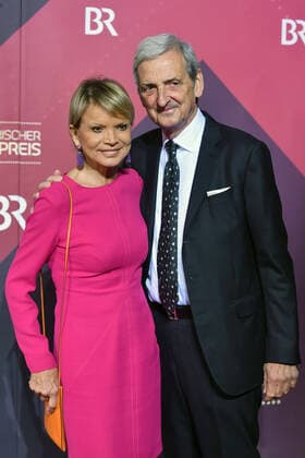 Uschi GLAS (Schauspielerin), mit Ehemann Dieter HERMANN. 41.Bayerischer Filmpreis 2019-Red Carpet,Roter Teppich,am 17.01.2019 im Prinzregententheater in Muenchen.