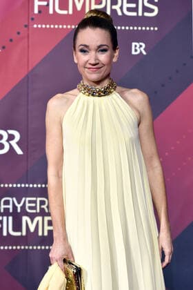 Lisa Maria POTTHOFF (Schauspielerin) Einzelbild,angeschnittenes Einzelmotiv,Halbfigur,halbe Figur. 41.Bayerischer Filmpreis 2019-Red Carpet,Roter Teppich,am 17.01.2019 im Prinzregententheater in Muenchen.