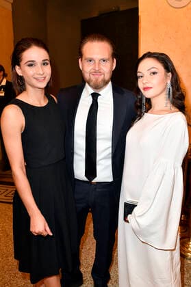 Gast, Axel Stein und Emma Drogunova bei der Verleihung des 41. Bayerischen Filmpreises 2019 im Prinzregententheater. München, 17.01.2020