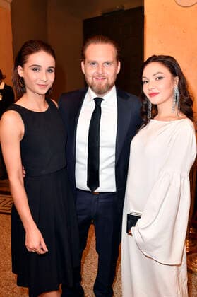 Gast, Axel Stein und Emma Drogunova bei der Verleihung des 41. Bayerischen Filmpreises 2019 im Prinzregententheater. München, 17.01.2020