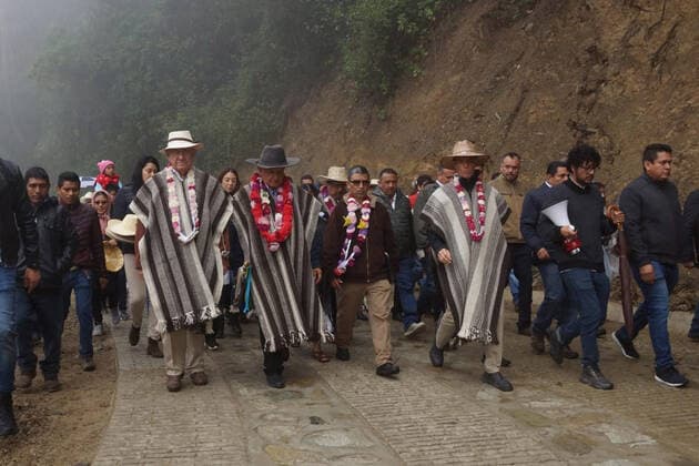 January 19, 2020: EUM20200119NAC03.JPG.SANTA MARÃA TEPANTLALI, Oax., PresidencyPresidenciaAMLO.- Este domingo 19 de enero de 2020, el presidente de Mexico, Andres Manuel Lopez Obrador inaugura el camino rural Santa Maria Tepantlali, en Oaxaca, junto a Alejandro Murat, gobernador del estado y Javier Jimenez Espriu, secretario de Comunicaciones y Transportes. Foto: Agencia EL UNIVERSALRDB. Copyright: xElxUniversalx