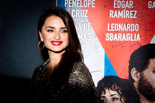 Bilder des Jahres 2020, Entertainment 01 Januar Entertainment Themen der Woche KW04 Entertainment Bilder des Tages Penelope Cruz CELEBRITES : Avant Premiere Cuban Network - Paris - 22 01 2020 JBAutissier Panoramic 