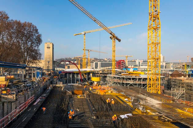 DEU; Deutschland, Baden-Württemberg, Stuttgart, 22.01.2020: Baustelle Stuttgart21, Hauptbahnhof Stuttgart. Hier entsteht der künftige Durchgangsbahnhof, der 2025 in Betrieb gehen soll. Eisenleger bereiten das Fundament für den künftigen Bahnhof.