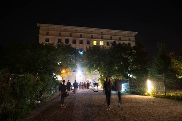 Schlange vorm Berghain Berlin Berlin Deutschland