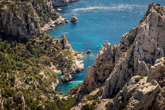 France, Cote d Azur, Calanques National Park, Chalk cliffs and bays  MSUF00145
