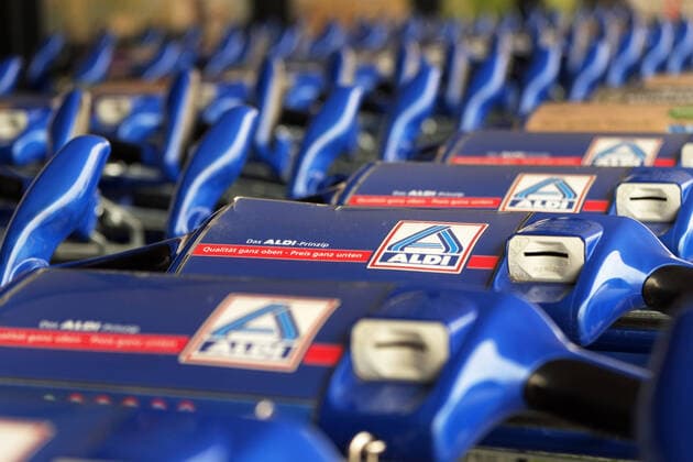 Verschiedene Fotos zum Thema Aldi Discounter. Aldi Discounter