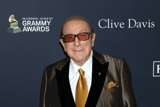 LOS ANGELES - JAN 25: Clive Davis at the 2020 Clive Davis Pre-Grammy Party at the Beverly Hilton Hotel on January 25, 2020 in Beverly Hills, CA  Copyright: xHutchinsxPhotox xIPAx xHutchinsxPhotox