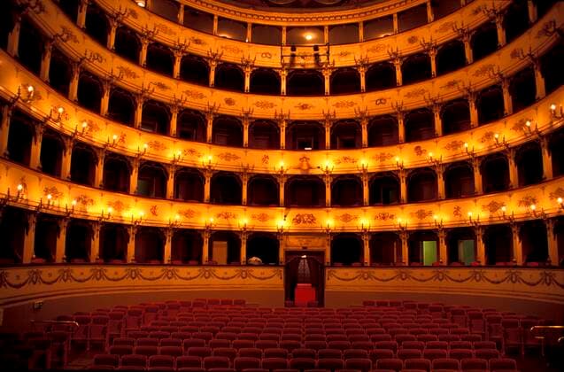 Interior of Teatro Rossini, Pesaro, Marche, Italy ÂAntonellaCarri REDA&CO 1028_12_ACA0283