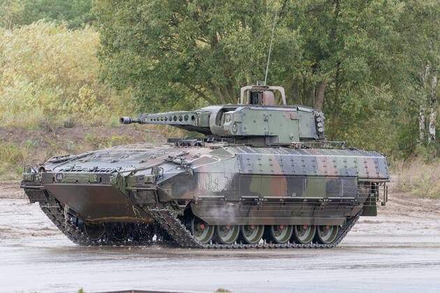 Besuchertag der Informationslehrübung Landoperationen 2019 in Munster und Bergen - Heer der Bundeswehr - Panzer Gefechtspanzer Schützenpanzer Puma;Besuchertag der Informationslehrübung Landoperationen 2019 in Munster und Bergen - Heer der Bundeswehr -, Munster Niedersachsen Deutschland Übungsgelände Munster und Berg *** Visitors Day of the Information Training Exercise Land Operations 2019 in Munster and Bergen German Army Army Panzer Gefechtspanzer Schützenpanzer Puma Visitors Day of the Information Training Exercise Land Operations 2019 in Munster and Bergen German Army , Munster Lower Saxony Germany Training Area Munster and Berg
