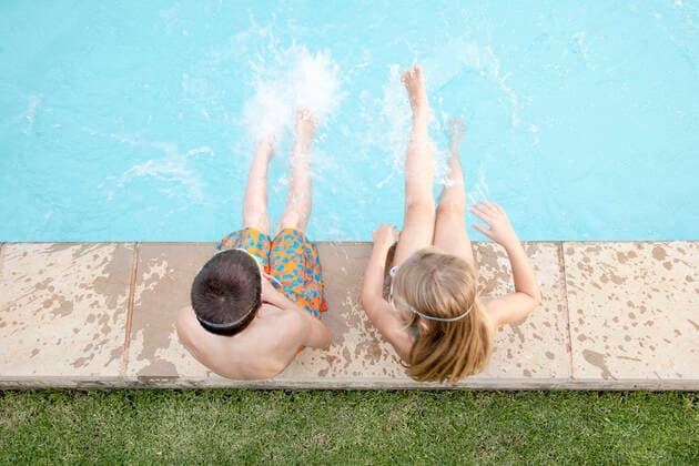 Kids having fun at the pool  Copyright: xDesxEllis xGreatstockx PE-151-0079G