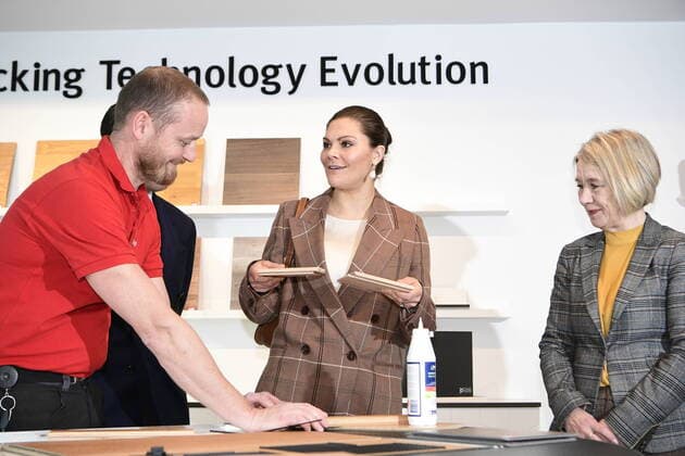 Bilder des Jahres 2020, Entertainment 01 Januar Entertainment Themen der Woche KW05 Entertainment Bilder des Tages Crown Princess Victoria and Prince Daniel during their visit to the Valinge Innovation in Skane, Sweden on Wednesday January 29, 20120 HÖGANÄS Sweden x50090x *** Crown Princess Victoria and Prince Daniel during their visit to the Valinge Innovation in Skane, Sweden on Wednesday January 29, 20120 HÖGANÄS Sweden x50090x,  Copyright: xJohanxNilsson TTx VICTORIA IN SKANE