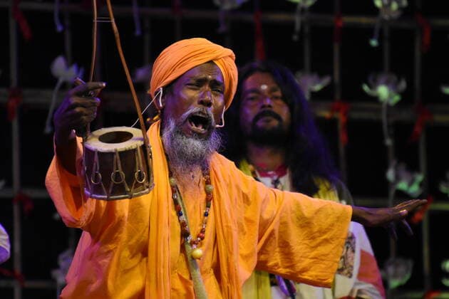 India: World Peace Music Festival Bouls of Bengal of India performing at the Sur Jahan , the World Peace Music Festival 2020 that has been organized by a private organization. Kolkata West Bengal India Copyright: BiswarupxGanguly