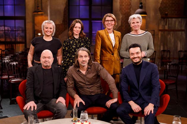 Nici Kempermann, Florian Martens, Lavinia Wilson, Richard David Precht, Bettina Böttinger, Gerburg Jahnke und Giovanni Zarrella bei der Aufzeichnung der WDR-Talkshow Kölner Treff im WDR Studio BS 2. Köln, 31.01.2020 *** Nici Kempermann, Florian Martens, Lavinia Wilson, Richard David Precht, Bettina Böttinger, Gerburg Jahnke and Giovanni Zarrella during the recording of the WDR talk show Kölner Treff in the WDR Studio BS 2 Cologne, 31 01 2020 Foto:xC.xHardtx xFuturexImage