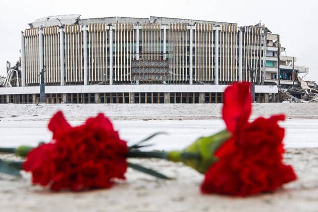 ST PETERSBURG, RUSSIA - FEBRUARY 1, 2020: Flowers in memory of a worker who died in a partial collapse of the Saint Petersburg Sports and Concert Complex. According to preliminary estimates, the collapse area amounts to 28,000 square meters which comprises about 80% of walls and roof structures. Roman Pimenov TASS  TS0CC8ED