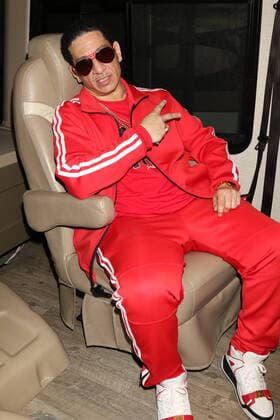 MIAMI, FL - JANUARY 31: Kid Capri at 2020 Vewtopia Music Festival at Marlin s Park in Miami, Florida on January 31, 2020. Copyright: xWalikxGoshornx