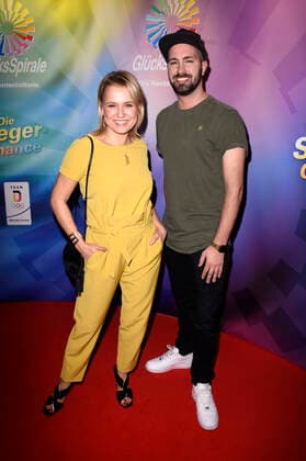 Nova Meierhenrich und Dominik Porschen beim GlücksSpirale-Film Award 2019 im GOP-Theater. München, 03.02.2020