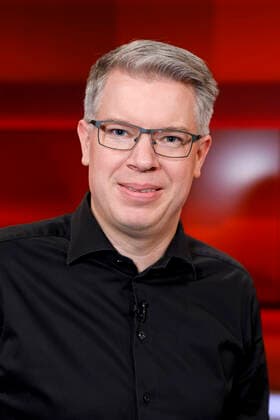 Frank Thelen in der ARD-Talkshow hart aber fair im WDR Fernsehstudio A. Köln, 03.02.2020