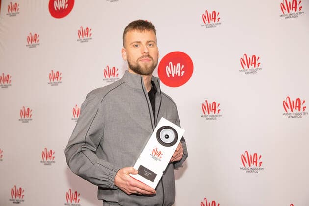 Tourist LeMC poses with his award after the 13th edition of the MIA s (Music Industry Award) award show, in Brussels, Thursday 06 February 2020. The MIA awards are handed out by the VRT and Poppunt.  JAMESxARTHURxGEKIERE 2470207