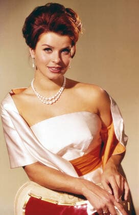 Senta Berger, österreichisch deutsche Schauspielerin, Deutschland 1963. Austrian German actress Senta Berger, Germany 1963. Nur redaktionelle Nutzung. Editorial usage only. Copyright: ArthurxGrimm UnitedArchives82001585