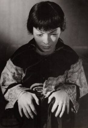 Bettina Moissi, deutsche Schauspielerin, im Film Epilog - Das Geheimnis der Orplid , Deutschland 1950. German actress Bettina Moissi in the movie Epilog - Das Geheimnis der Orplid , Germany 1950. Nur redaktionelle Nutzung. Editorial usage only. Copyright: ArthurxGrimm UnitedArchives82004663