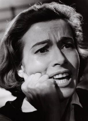Elisabeth Müller, Schweizer Schauspielerin, im Spielfilm Gestehen Sie Dr. Corda! , Deutschland 1958. Swiss actress Elisabeth Mueller in the movie Gestehen Sie Dr. Corda! , Germany 1958. Nur redaktionelle Nutzung. Editorial usage only. Copyright: ArthurxGrimm UnitedArchives82004737