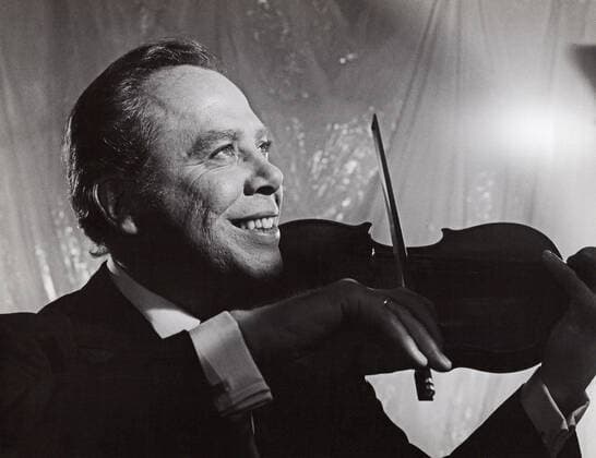 Helmut Zacharias, deutscher Komponist und Violinist, Deutschland Ende 1960er Jahre. German violinist and composer Helmut Zacharias, Germany late 1960s. Nur redaktionelle Nutzung. Editorial usage only. Copyright: ArthurxGrimm UnitedArchives82006079