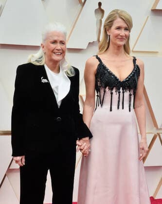 (L-R) Diane Ladd and Laura Dern arrive for the 92nd annual Academy Awards at the Dolby Theatre in the Hollywood section of Los Angeles on Sunday, February 9, 2020.  LAP20200209119 JIMxRUYMEN