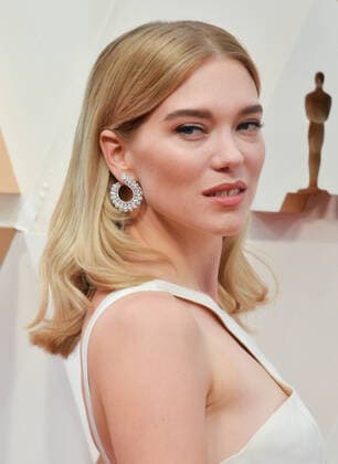 Léa Seydoux arrives for the 92nd annual Academy Awards at the Dolby Theatre in the Hollywood section of Los Angeles on Sunday, February 9, 2020.  LAP20200209266 JIMxRUYMEN