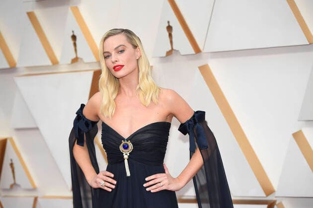 February 9, 2020, Los Angeles, California, USA: MARGOT ROBBIE during red carpet arrivals for the 92nd Academy Awards, presented by the Academy of Motion Picture Arts and Sciences (AMPAS), at the Dolby Theatre in Hollywood. Los Angeles USA - ZUMAz03_ 20200209_zbp_z03_254 Copyright: xKevinxSullivanx
