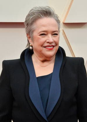 Kathy Bates arrives for the 92nd annual Academy Awards at the Dolby Theatre in the Hollywood section of Los Angeles on Sunday, February 9, 2020.  LAP20200209664 JIMxRUYMEN