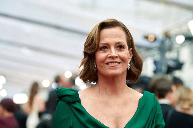 Sigourney Weaver arrives on the red carpet of The 92nd OscarsÂ® at the DolbyÂ® Theatre in Hollywood, CA on Sunday, February 9, 2020. Los Angeles CA USA  Copyright: xMattxPetitx 33967583PLX