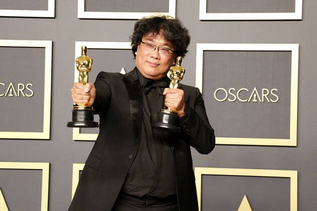 Bong Joon-ho, der Regisseur und Preistraeger (Bester Film und Regie) beim Gewinner Photocall bei der Oscar Verleihung der 92. Academy Awards am 9.02.220 im Press Room in Hollywood, Los Angeles 92th Annual Academy Awards - Press Room - Gewinner Preisträger Photocall